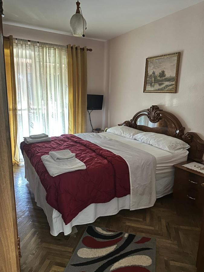 Hoxha House Hotel Krujë Екстериор снимка